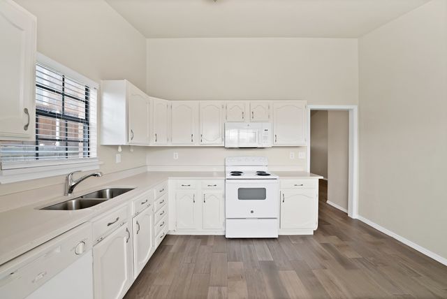 7000 Curry Drive, The Colony, TX 75056