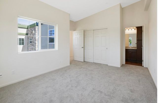 1137 W Putnam Avenue, Porterville, CA 93257