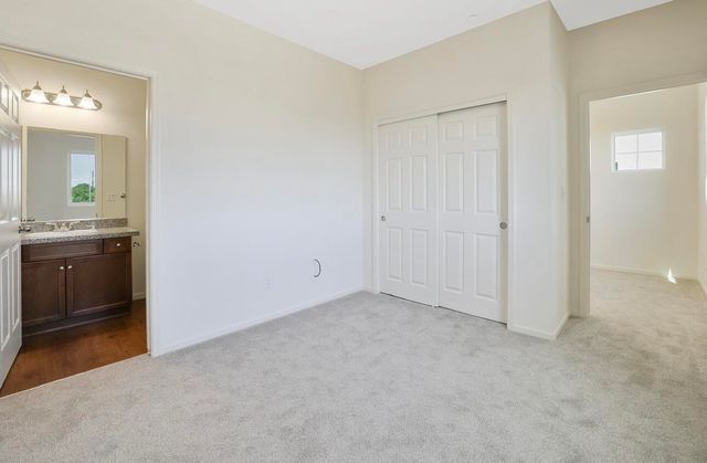 1137 W Putnam Avenue, Porterville, CA 93257