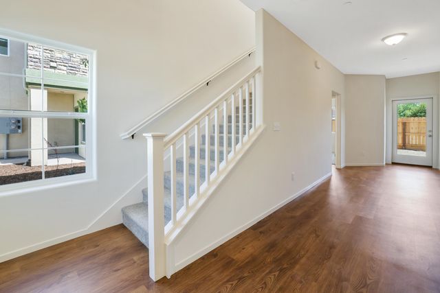 1137 W Putnam Avenue, Porterville, CA 93257