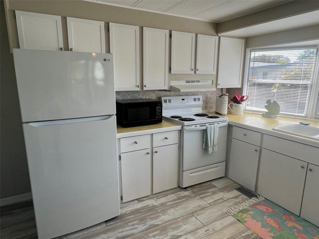 103 PINDO PALM STREET W, Largo, FL 33770