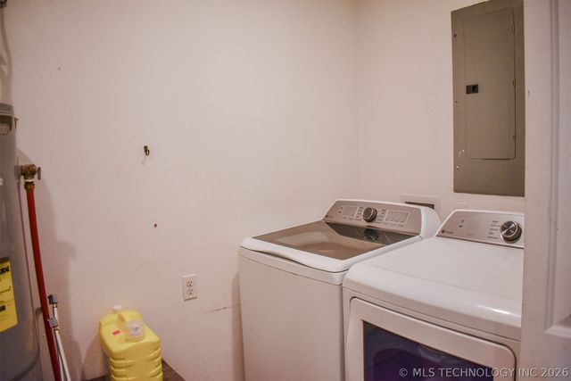 3253 E 2090 Road, Sawyer, OK 74743