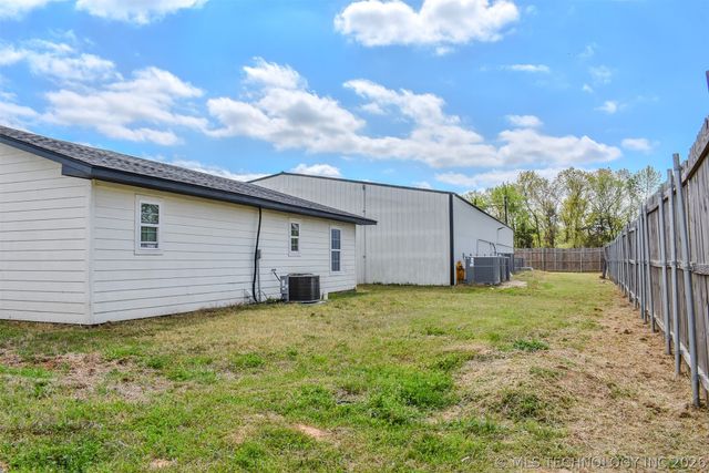 3253 E 2090 Road, Sawyer, OK 74743