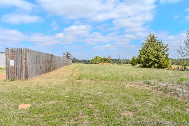 3253 E 2090 Road, Sawyer, OK 74743