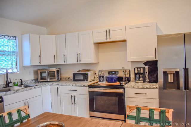 3253 E 2090 Road, Sawyer, OK 74743