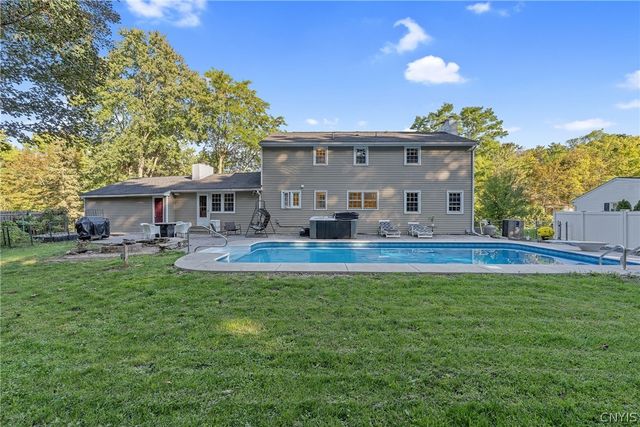 109 Old Powder Mill Road, Manlius, NY 13066