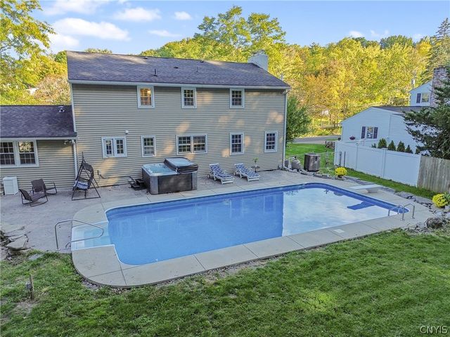 109 Old Powder Mill Road, Manlius, NY 13066