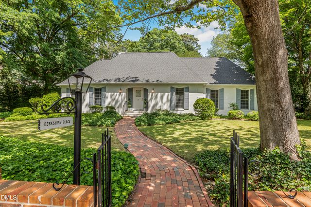 25 Magnolia Road, Pinehurst, NC 28374