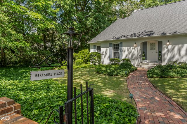 25 Magnolia Road, Pinehurst, NC 28374
