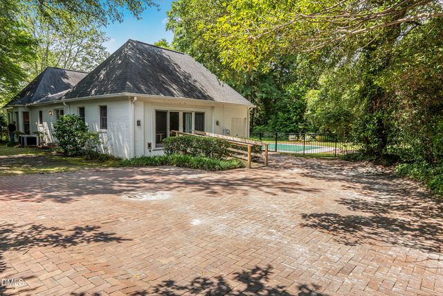 25 Magnolia Road, Pinehurst, NC 28374
