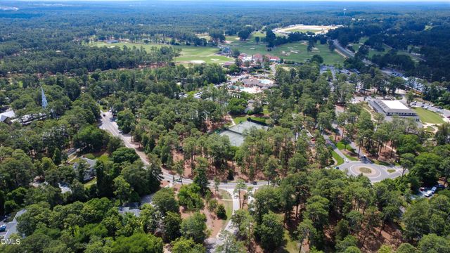 25 Magnolia Road, Pinehurst, NC 28374