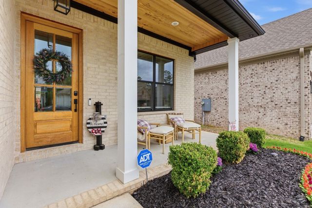 845 Wildcreek Circle, Little Rock, AR 72223