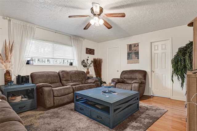 410 Gamewood Drive, Spring, TX 77386