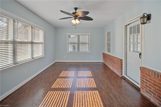 260 S Boyles Street, Pilot Mountain, NC 27041