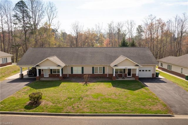 260 S Boyles Street, Pilot Mountain, NC 27041