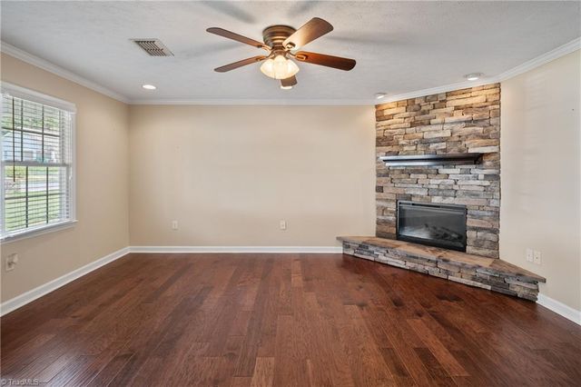 260 S Boyles Street, Pilot Mountain, NC 27041