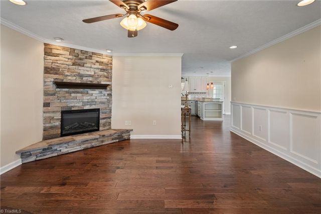 260 S Boyles Street, Pilot Mountain, NC 27041