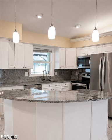 1422 SE 18th ST, Cape Coral, FL 33990