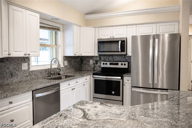 1422 SE 18th ST, Cape Coral, FL 33990