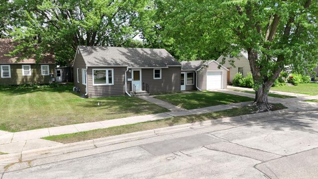 401 13th Avenue NE, Austin, MN 55912