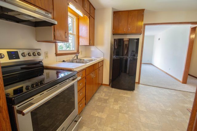 401 13th Avenue NE, Austin, MN 55912