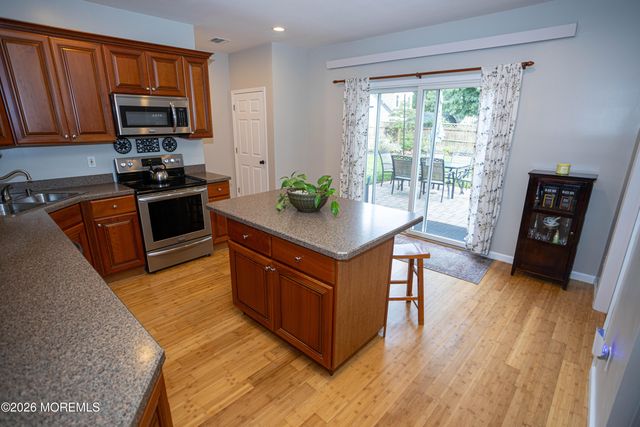 40 Weldon Road, Matawan, NJ 07747