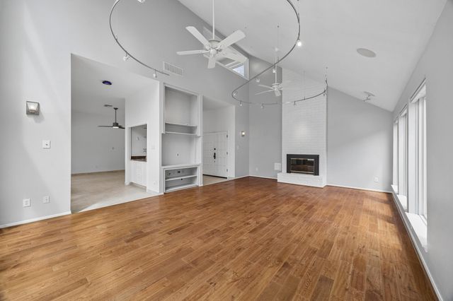 11931 Carriage Hill Drive, Houston, TX 77077