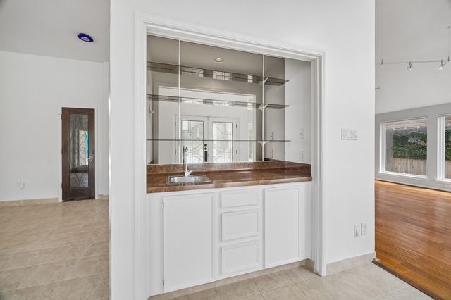 11931 Carriage Hill Drive, Houston, TX 77077