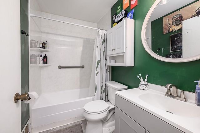 3932 N Spruce Avenue, Kansas City, MO 64117
