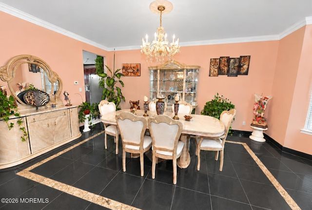 10 Sasha Court, Matawan, NJ 07747