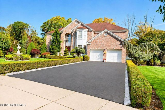 10 Sasha Court, Matawan, NJ 07747