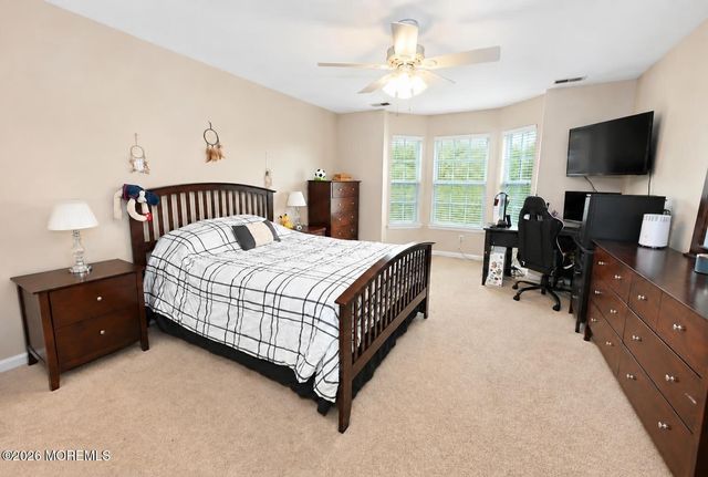 10 Sasha Court, Matawan, NJ 07747