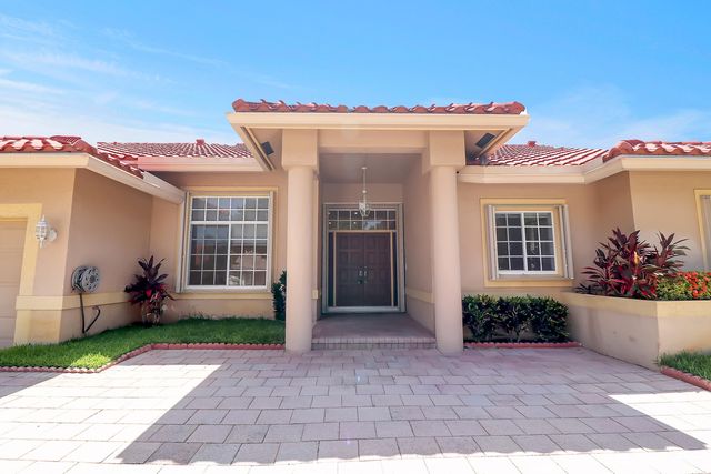 551 NW 108TH Avenue, Plantation, FL 33324
