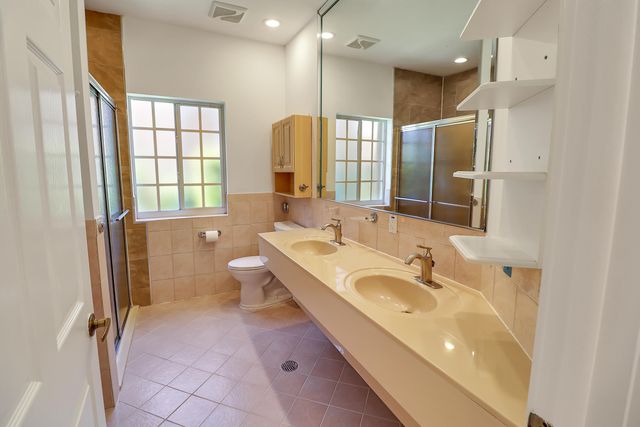 551 NW 108TH Avenue, Plantation, FL 33324