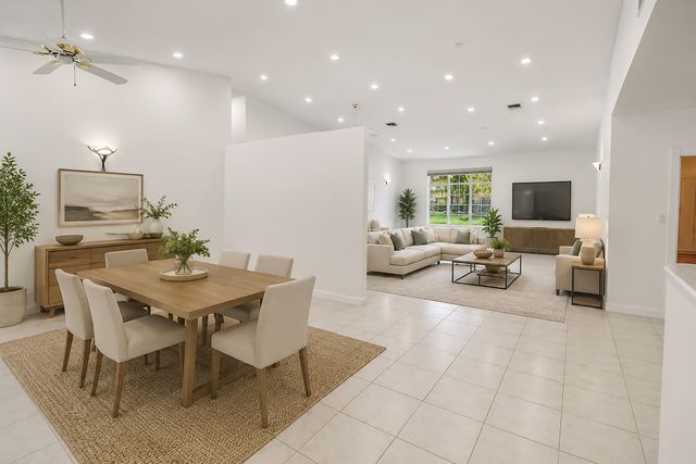 551 NW 108TH Avenue, Plantation, FL 33324