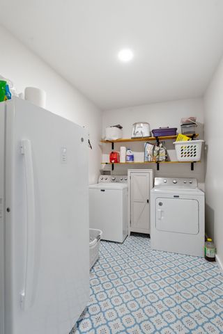 2010 Mosley Ferry Rd, Chapmansboro, TN 37035