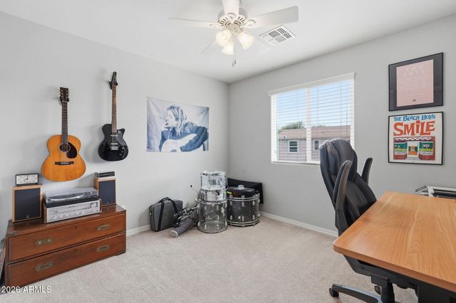 2089 S OLYMPIC Drive, Gilbert, AZ 85295