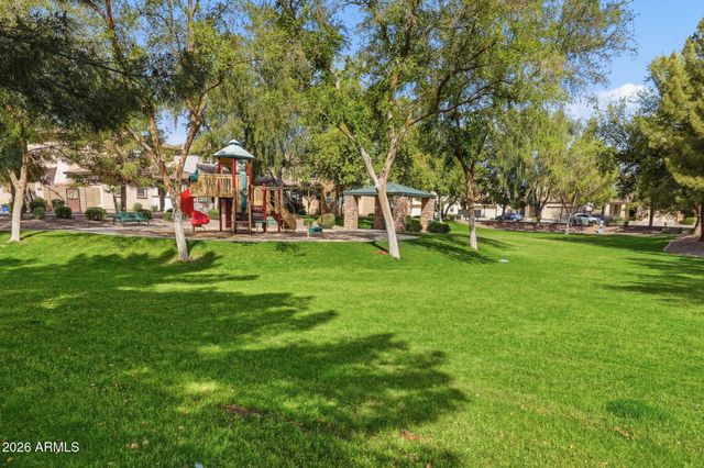 2089 S OLYMPIC Drive, Gilbert, AZ 85295