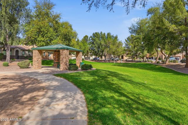 2089 S OLYMPIC Drive, Gilbert, AZ 85295