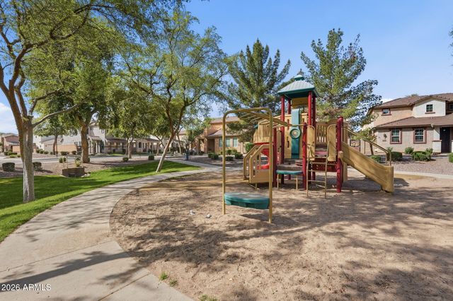 2089 S OLYMPIC Drive, Gilbert, AZ 85295