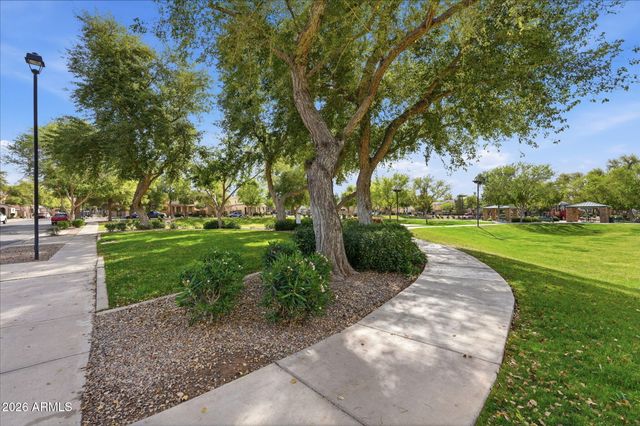 2089 S OLYMPIC Drive, Gilbert, AZ 85295