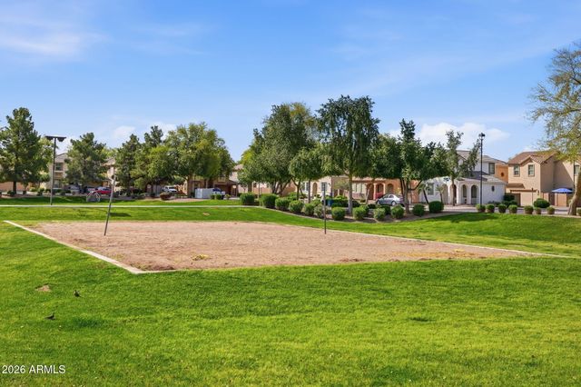 2089 S OLYMPIC Drive, Gilbert, AZ 85295