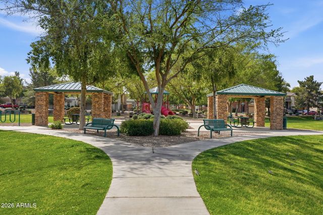 2089 S OLYMPIC Drive, Gilbert, AZ 85295