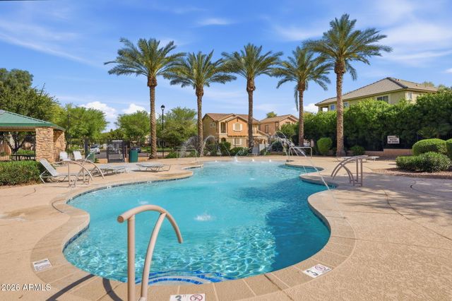 2089 S OLYMPIC Drive, Gilbert, AZ 85295