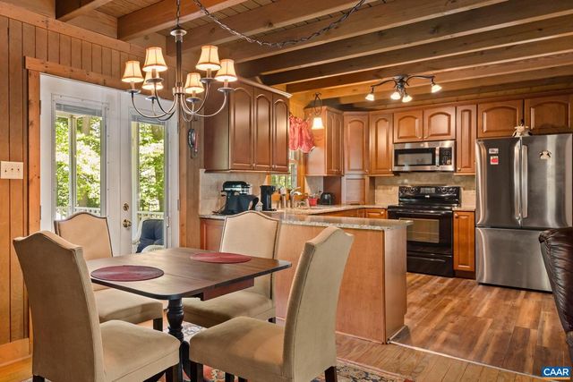 4739 E OLD MOUNTAIN RD, Louisa, VA 23093