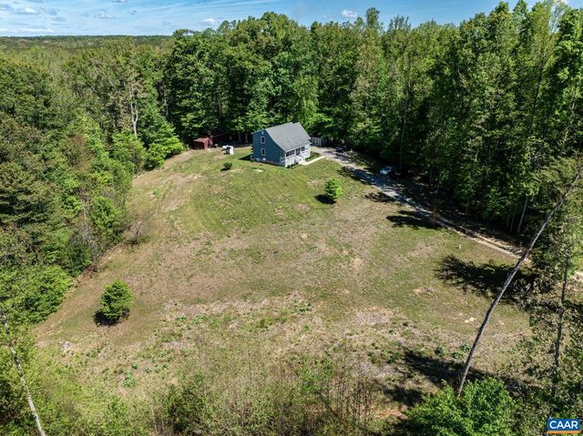 4739 E OLD MOUNTAIN RD, Louisa, VA 23093