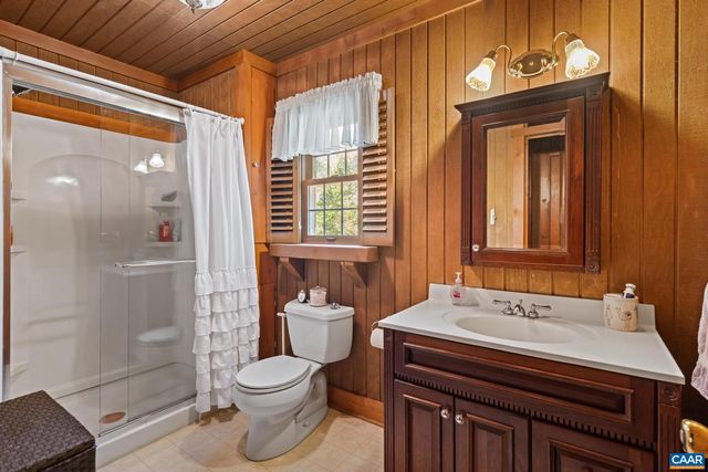4739 E OLD MOUNTAIN RD, Louisa, VA 23093