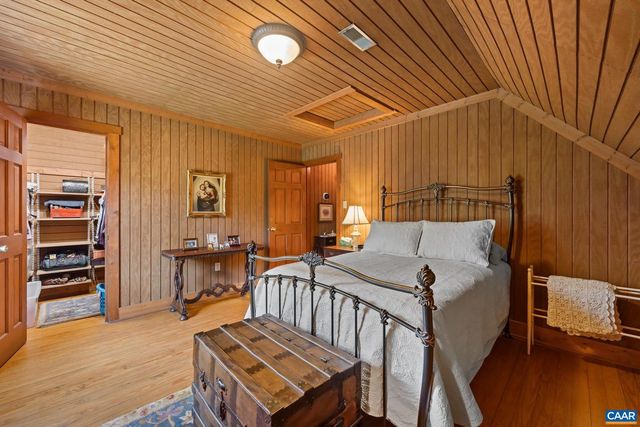 4739 E OLD MOUNTAIN RD, Louisa, VA 23093