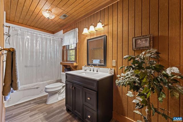 4739 E OLD MOUNTAIN RD, Louisa, VA 23093