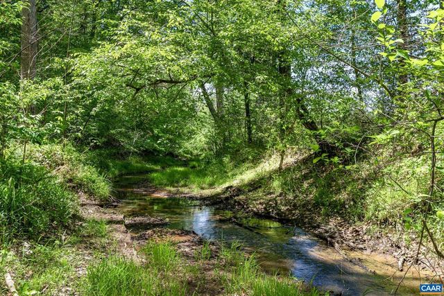 4739 E OLD MOUNTAIN RD, Louisa, VA 23093